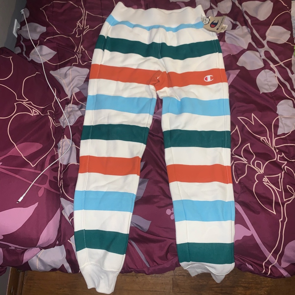 NWT Rare Champion Sweats🤍